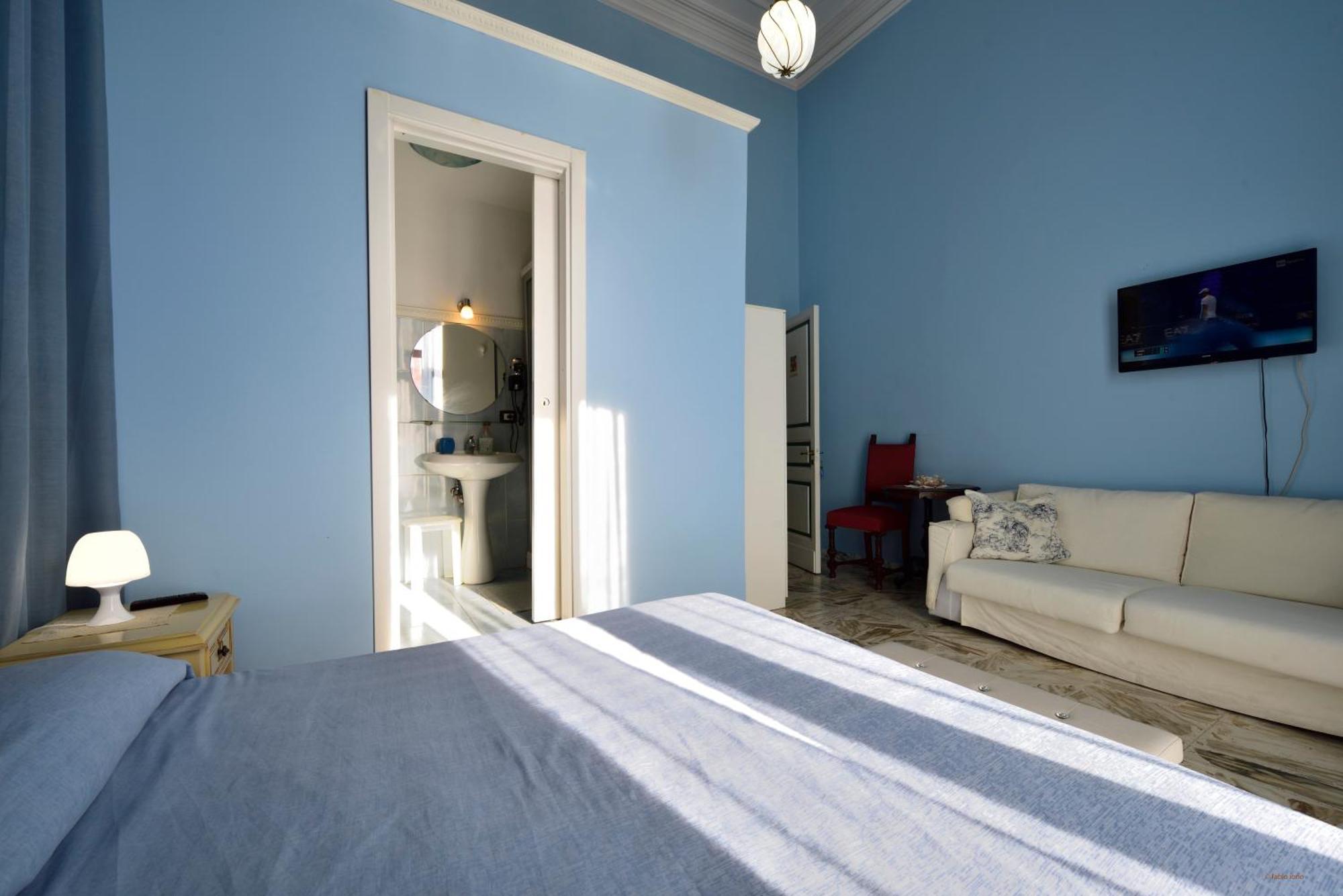 A Casa Di Laura Bed & Breakfast คาตาเนีย ภายนอก รูปภาพ